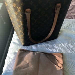 Louis Vuitton Purse Antique